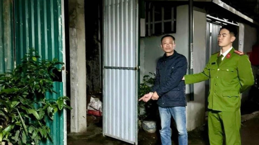 Hà Nội: Đâm trọng thương hàng xóm vì mâu thuẫn sau khi uống rượu về