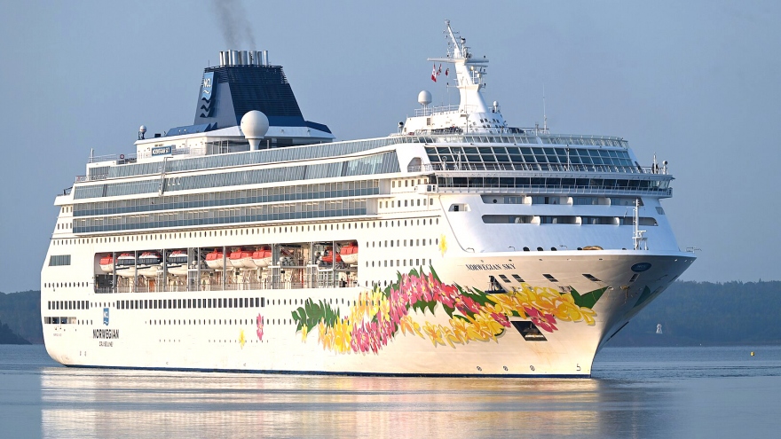 Hàng loạt du thuyền quốc tế hủy lịch vì diễn biến phức tạp trên Biển Đỏ