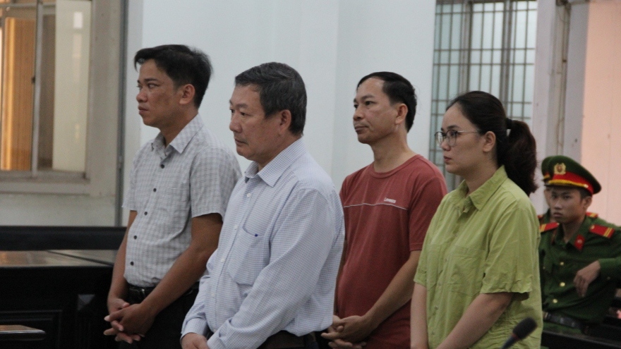 Xét xử vụ sai phạm tại CDC Khánh Hòa gây thiệt hại 16 tỷ đồng