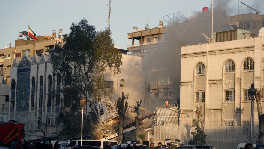 Iran tuyên bố sẽ trả đũa cuộc tấn công của Israel vào đại sứ quán tại Damascus