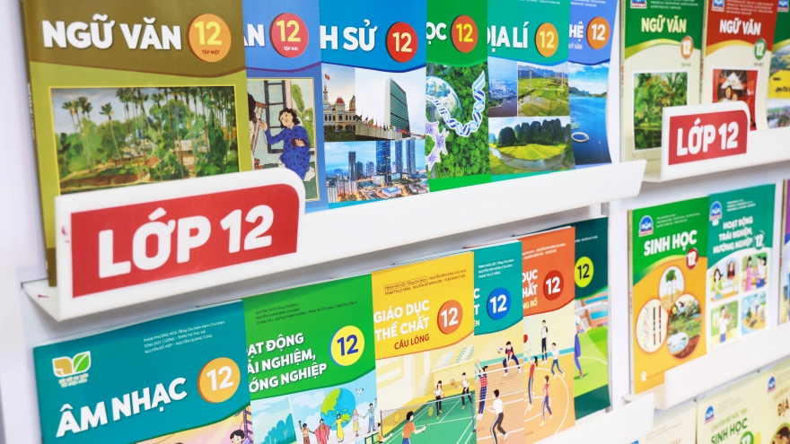 Nhà xuất bản Giáo dục Việt Nam điều chỉnh giảm giá sách giáo khoa