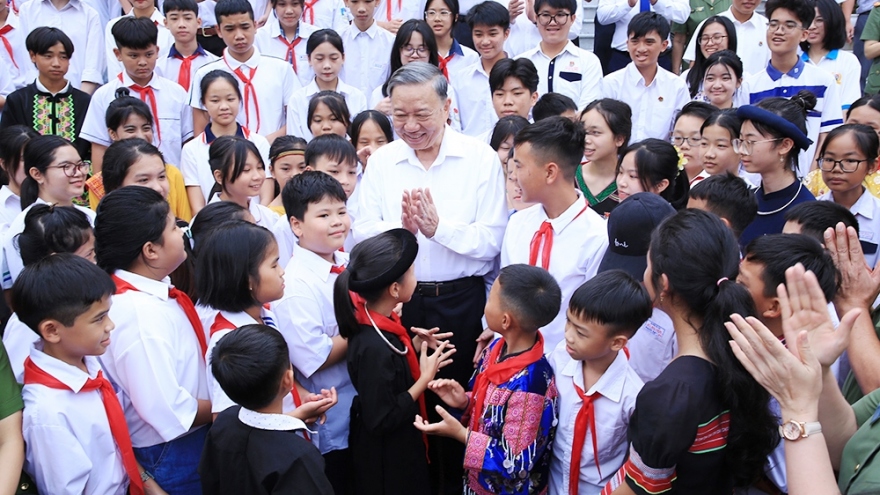 Chủ tịch nước Tô Lâm gặp mặt biểu dương các cháu con liệt sĩ công an