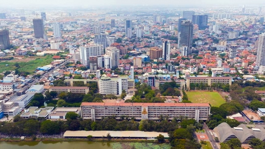 Campuchia hạ dự báo tăng trưởng kinh tế năm 2024