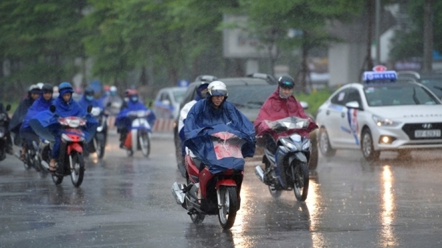 Thời tiết hôm nay 31/5: Hà Nội ngày nắng, đêm và sáng sớm có mưa dông