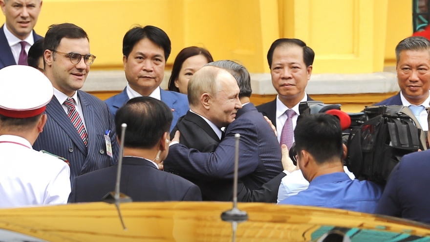Toàn cảnh Quốc tế trưa 20/6: Báo chí quốc tế viết gì về chuyến thăm Việt Nam của ông Putin