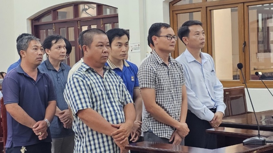 Tuyên 3 năm tù đối với nguyên giám đốc trung tâm đăng kiểm ở Đồng Nai