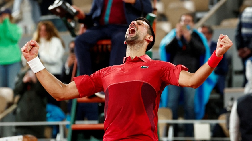 Djokovic tạo nên trận đấu lịch sử ở Roland Garros