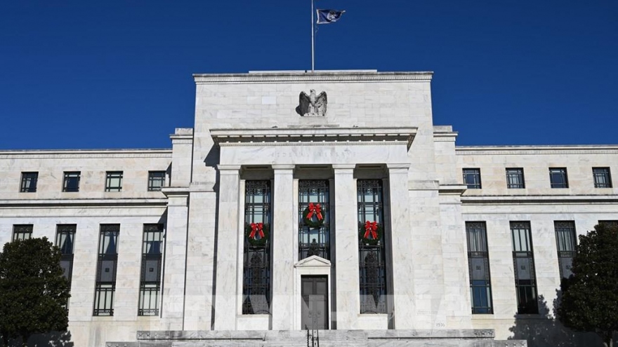 Fed giữ nguyên lãi suất cơ bản, dự kiến cắt giảm 1 lần trong năm 2024