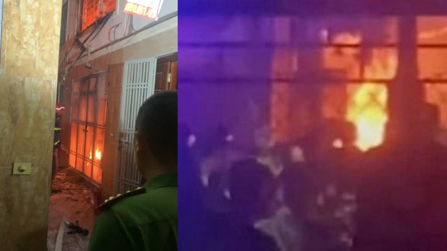Cứu 1 người trong vụ cháy nhà 5 tầng lúc rạng sáng ở Hà Nội