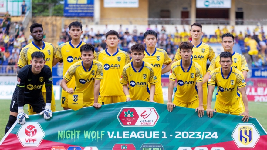 SLNA nguy cơ phải đá play-off trụ hạng V-League