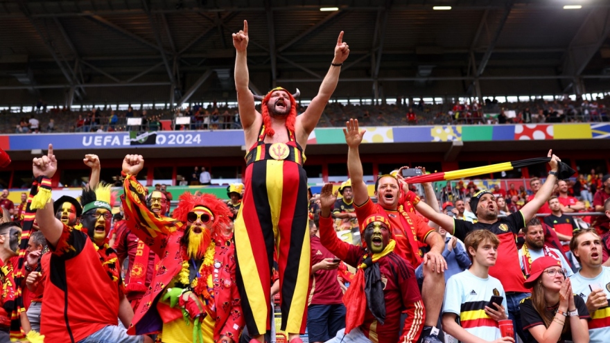 Trực tiếp Pháp 0 - 0 Bỉ: Đại tiệc bàn thắng mãn nhãn ở Düsseldorf