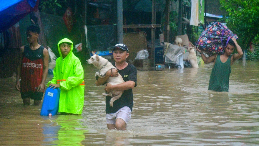 Hậu quả nặng nề sau khi bão Carina quét qua Philippines