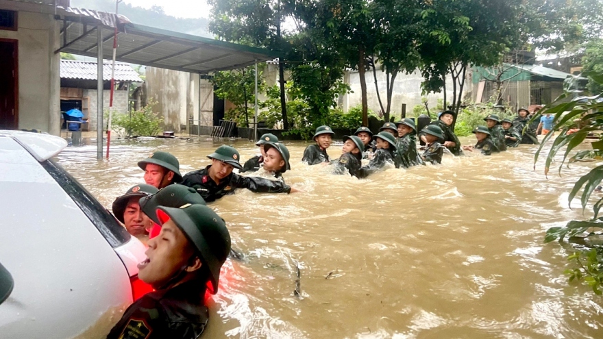 Nguyên nhân nào dẫn tới Hà Giang có mưa lớn trong thời gian gần đây?