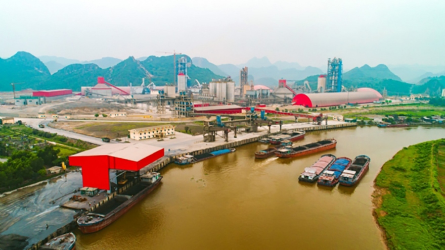 Công ty xi măng Thành Thắng Group tại Hà Nam xả nước thải ô nhiễm ra môi trường