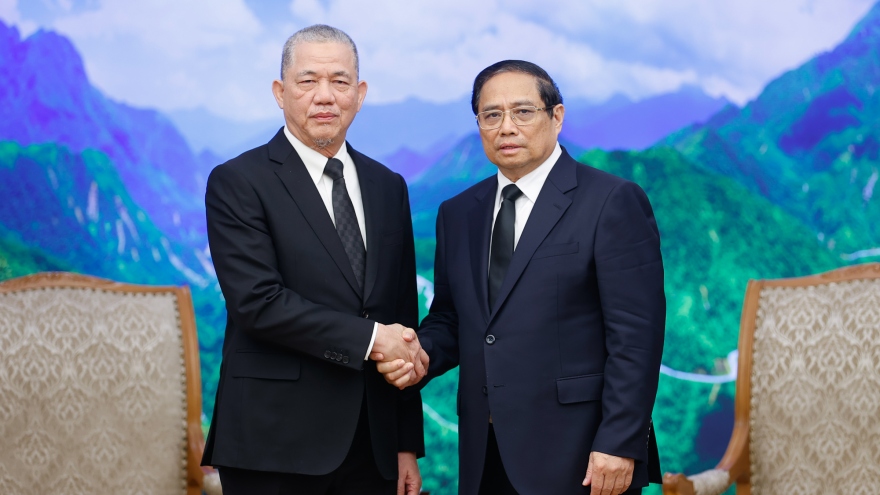 Thủ tướng Phạm Minh Chính tiếp Phó Thủ tướng Malaysia Fadillah Yusof