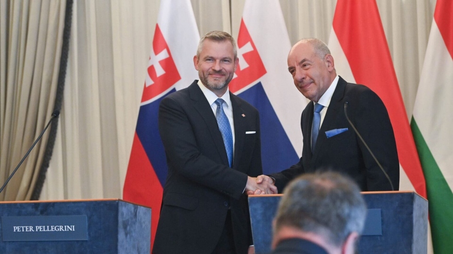 Hungary và Slovakia cam kết tăng cường hợp tác khu vực