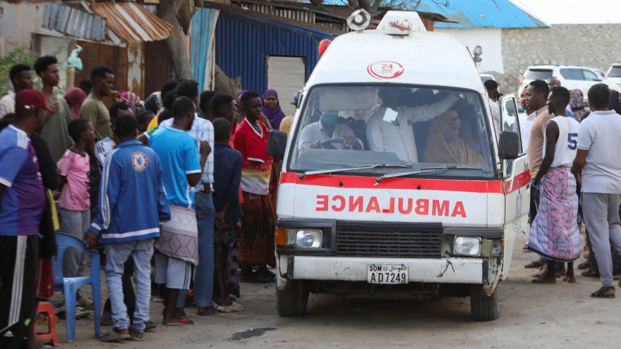 Đánh bom trên bãi biển ở thủ đô của Somalia khiến ít nhất 8 người thiệt mạng