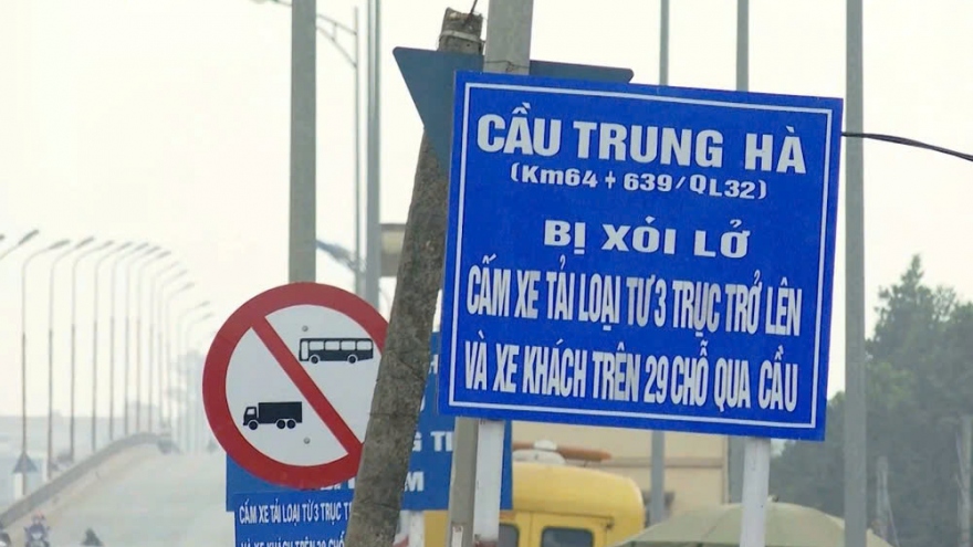 Phú Thọ: Cầu Trung Hà mở trở lại, cho phép ô tô dưới 7 lưu thông