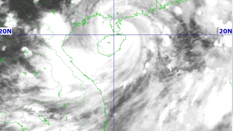 Bão số 3 cách Quảng Ninh 370km