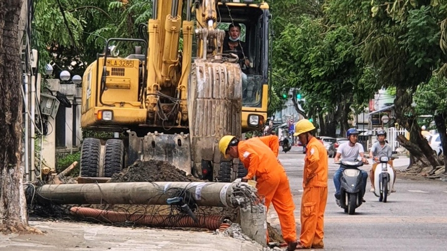 EVNNPC: Nhiều địa phương được cấp điện trở lại trong ngày hôm nay