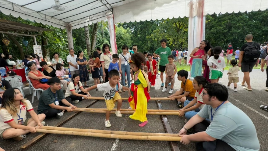 Tết Trung thu của cộng đồng người Việt tại Singapore