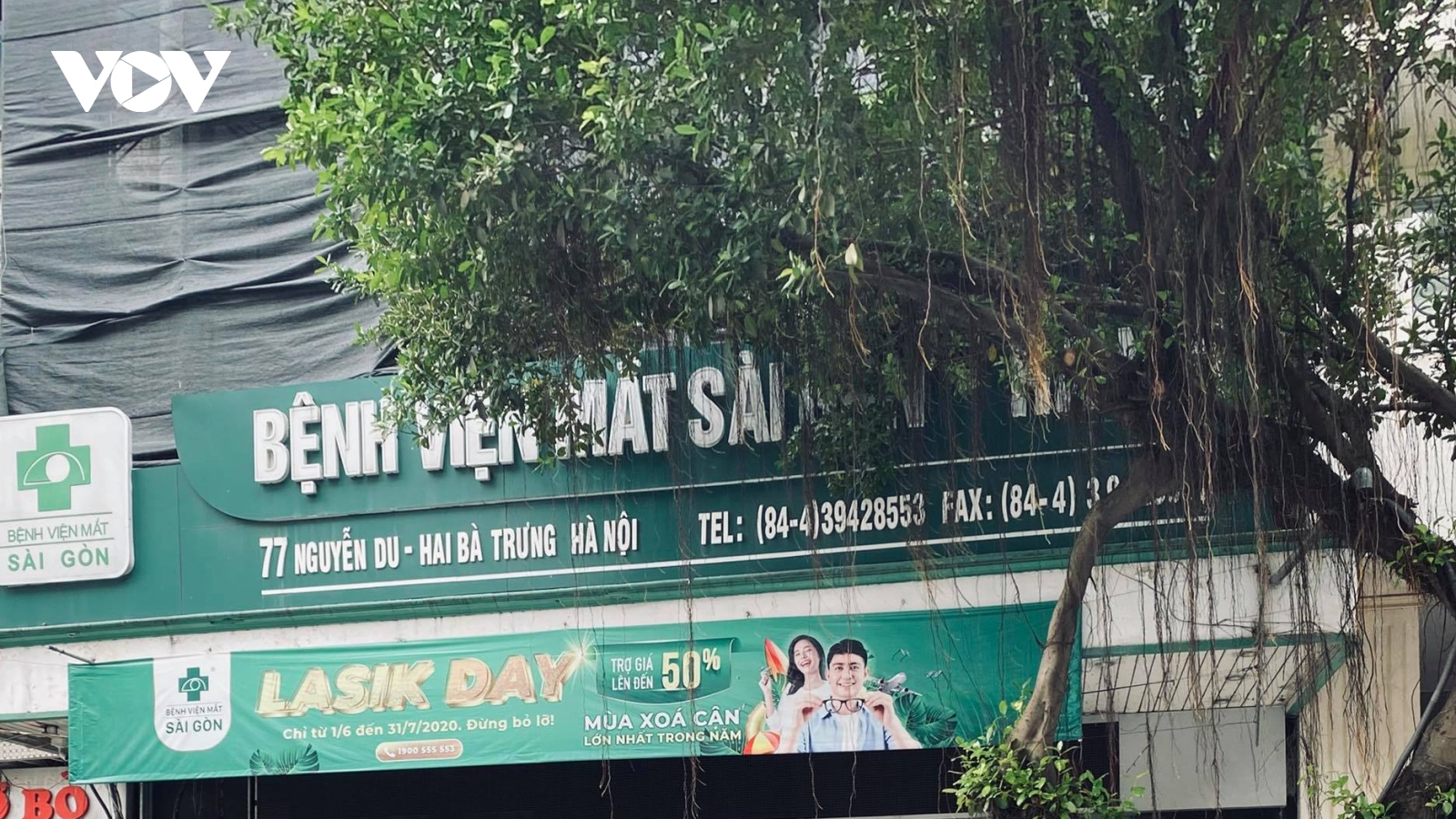 BV Mắt Sài Gòn-Hà Nội có sai khi bán thuốc tại quầy thu ngân?