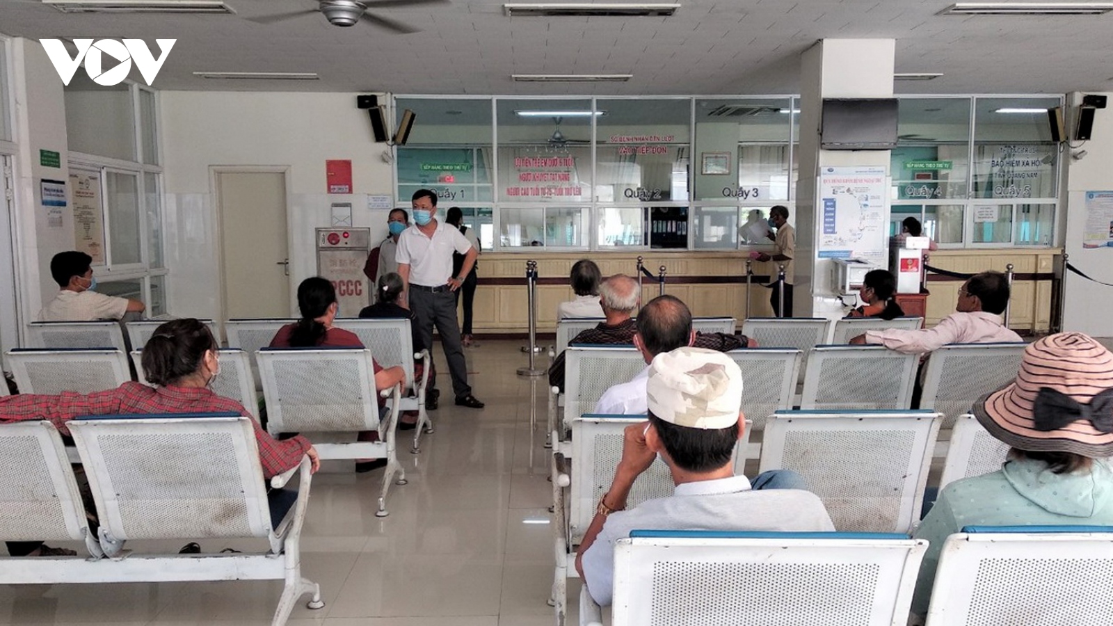 Bệnh viện Đa khoa Quảng Nam tái khám bệnh ngoại trú toàn viện