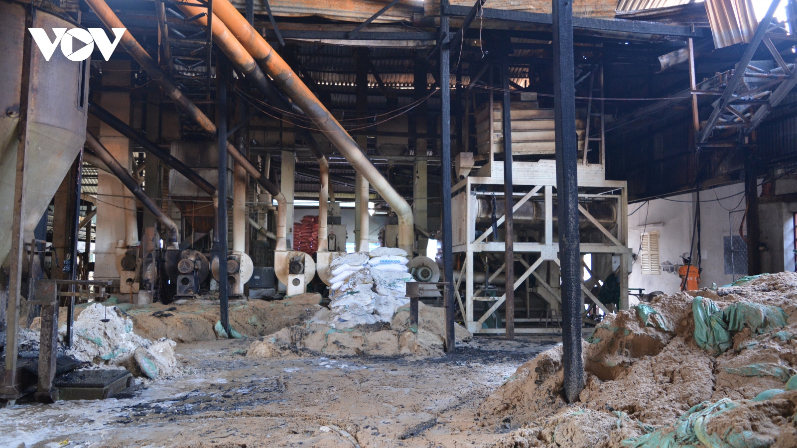 Cháy nhà máy xay lúa ở Kiên Giang làm thiệt hại khoảng 10 tỷ đồng