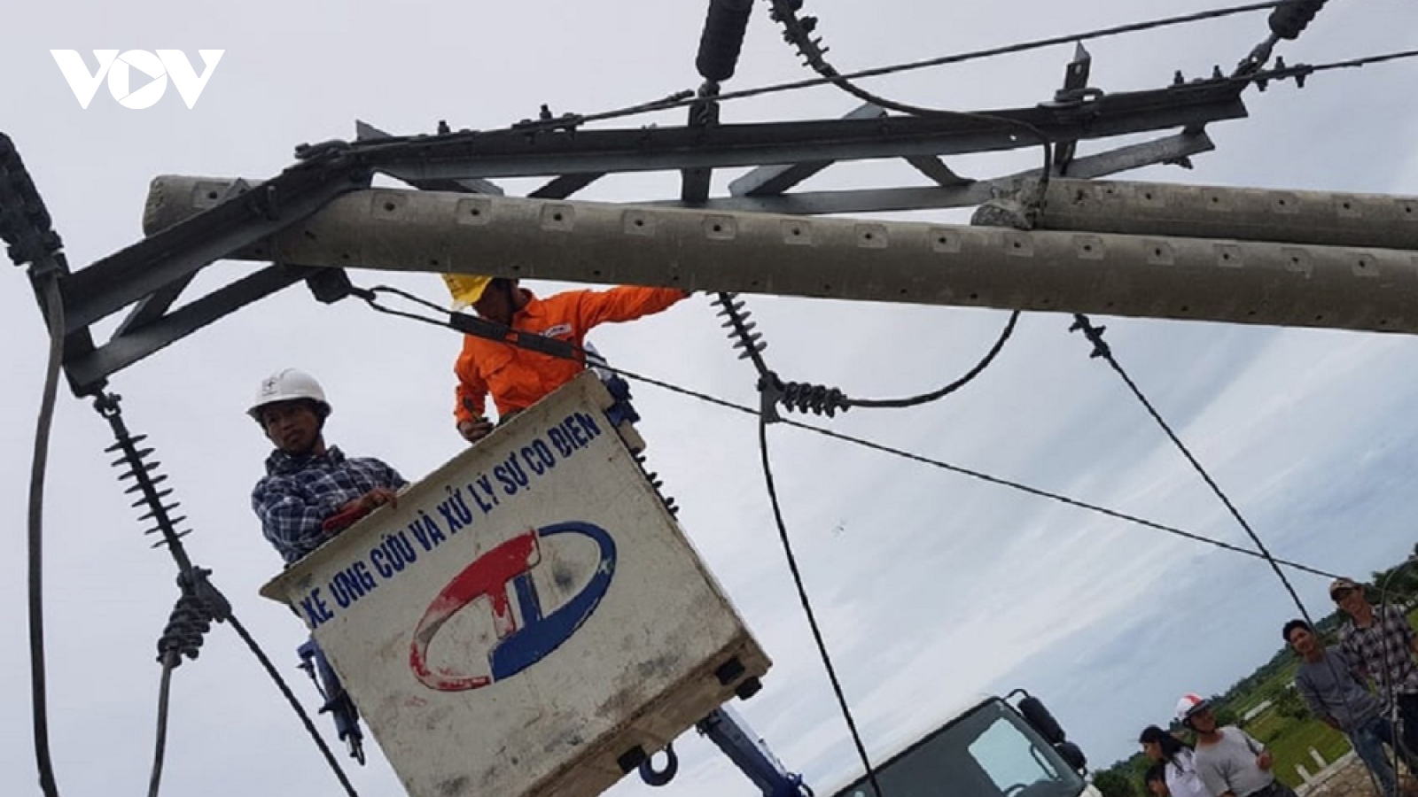 Thừa Thiên Huế đã cấp điện trở lại cho 99,3% khách hàng