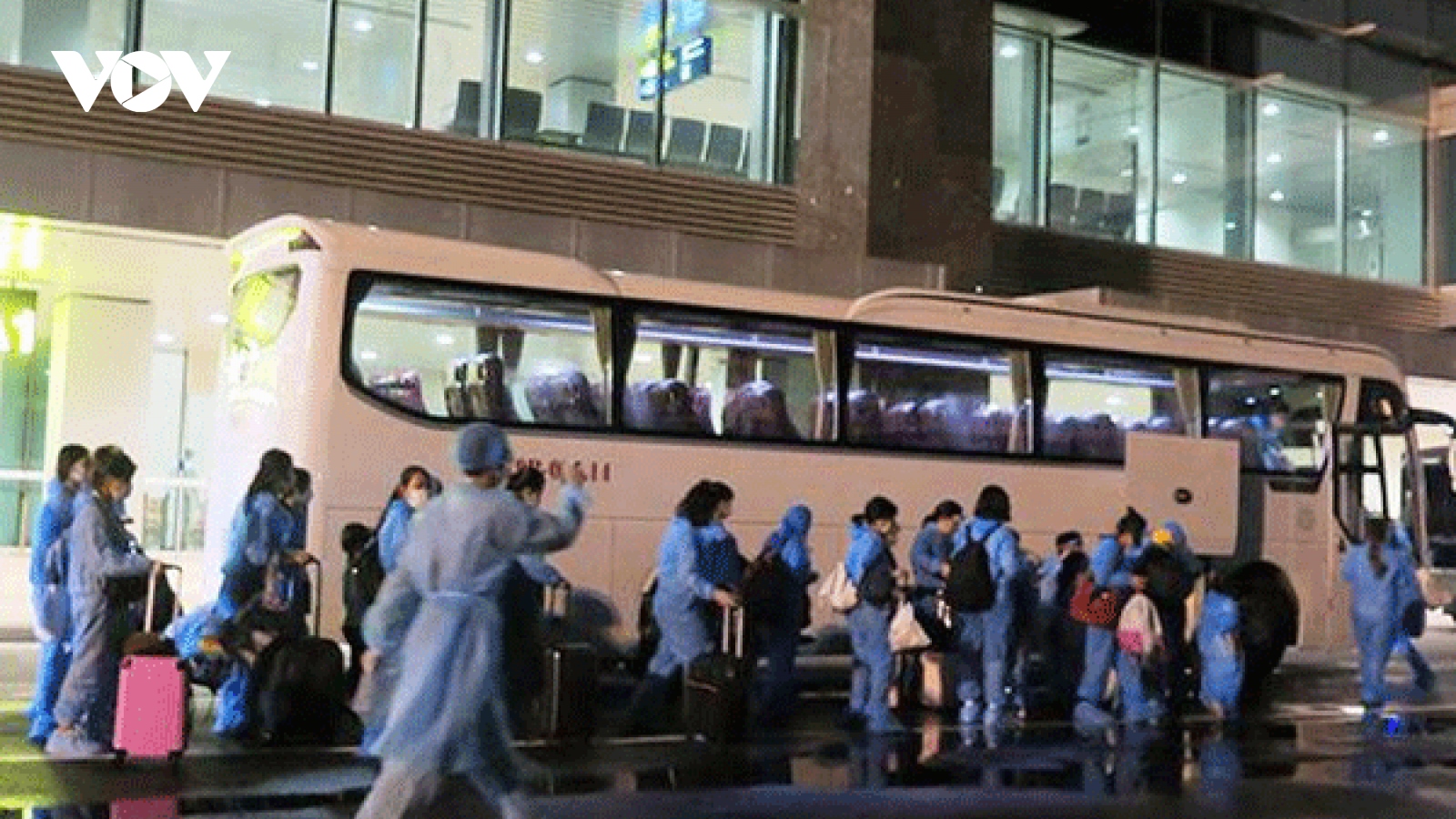 Cách ly hơn 1000 người, Khánh Hòa bảo đảm an toàn cho lực lượng chống dịch