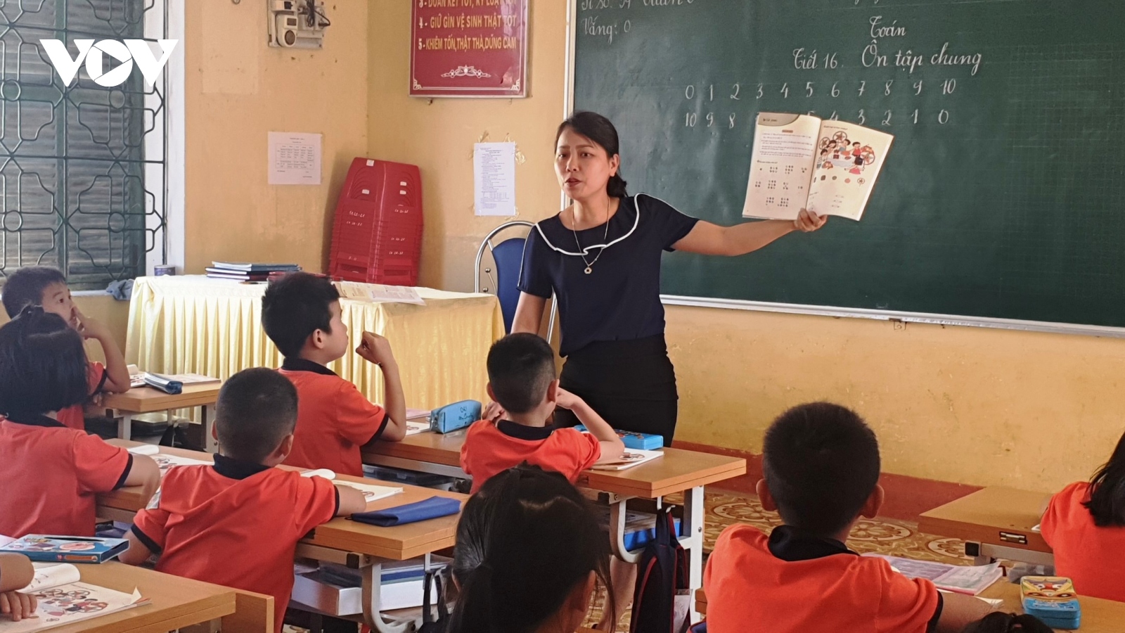 Triển khai dạy sách lớp 1 ở tỉnh miền núi Yên Bái tương đối thuận lợi