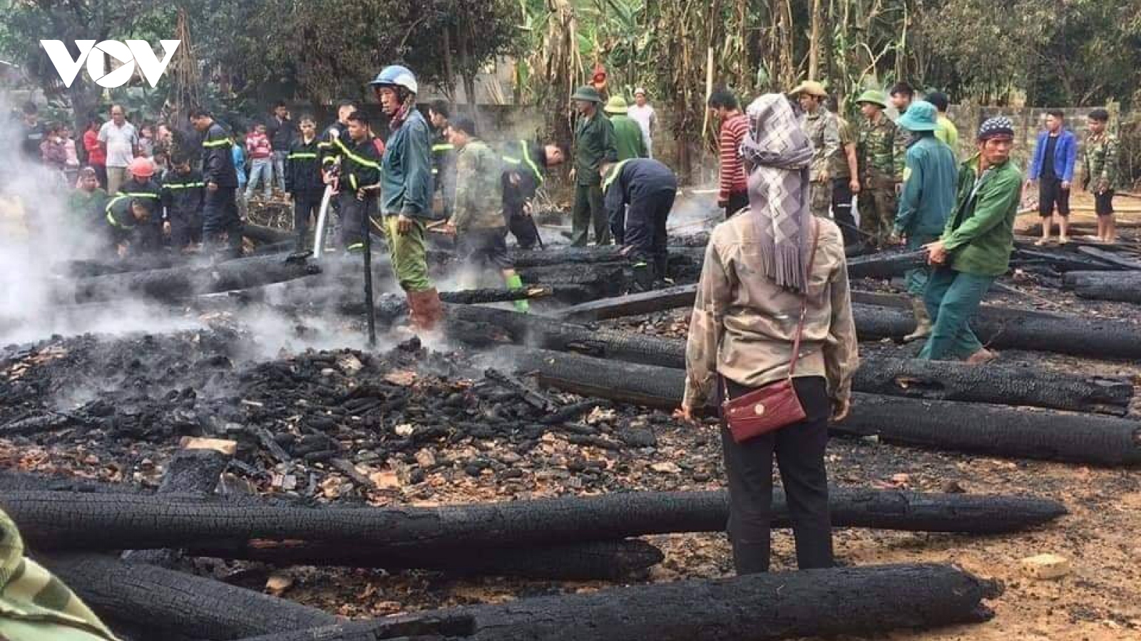 Hỏa hoạn thiêu rụi nhà sàn ở Sơn La