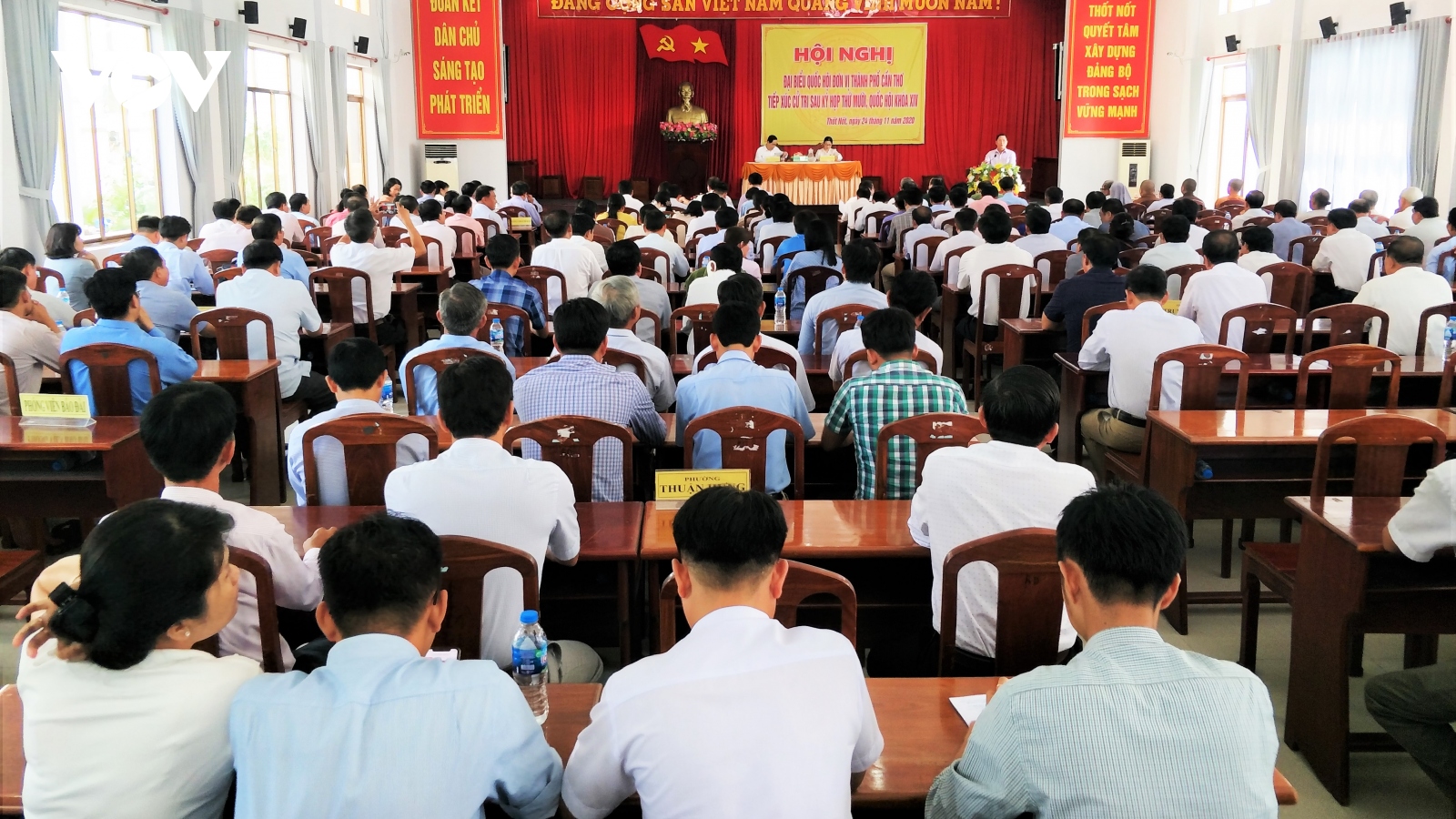 Chủ tịch Ủy ban Trung ương MTTQ Việt Nam tiếp xúc cử tri tại TP Cần Thơ