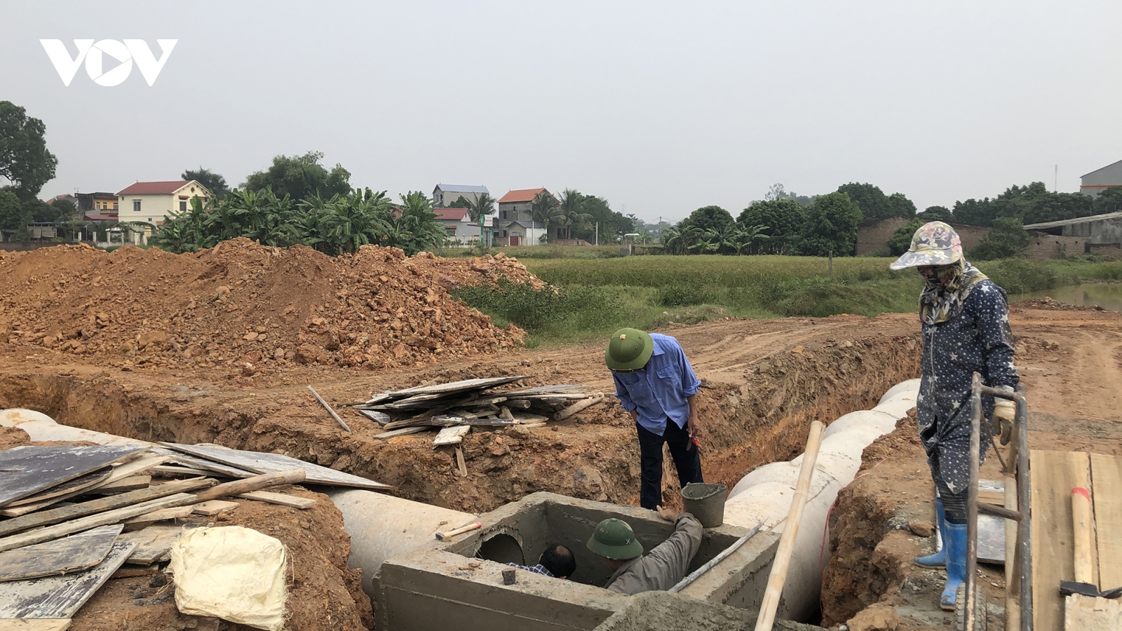 Cận cảnh tiến độ khu tái định cư bãi rác Nam Sơn bị dân chê "mùi xú uế"