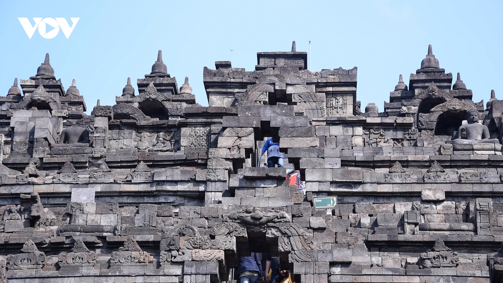 Borobudur - kỳ quan Phật giáo tại đất nước Hồi giáo Indonesia