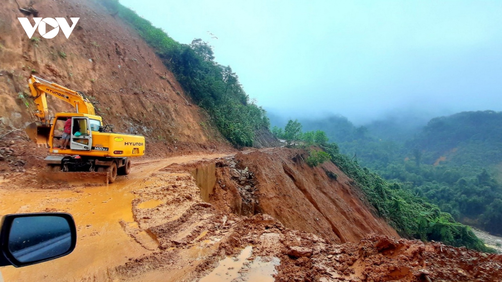 Quảng Nam mất nhiều thời gian khắc phục hệ thống giao thông sau mưa bão