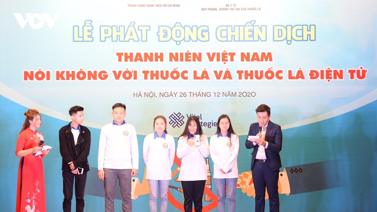 Thanh niên Việt Nam nói không với thuốc lá và thuốc lá điện tử