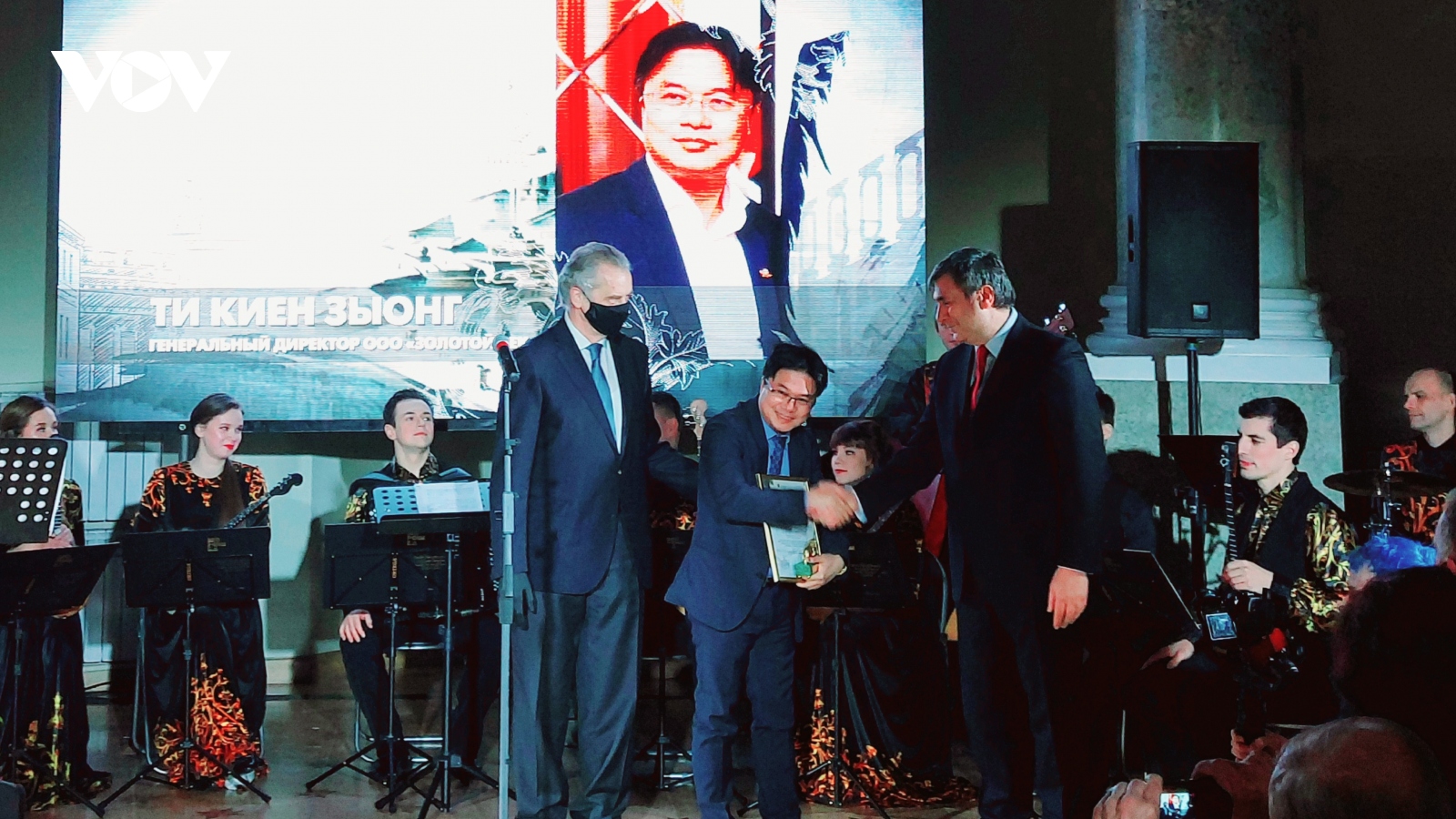 Công dân Việt Nam được trao giải thưởng danh giá của thành phố Saint Petersburg
