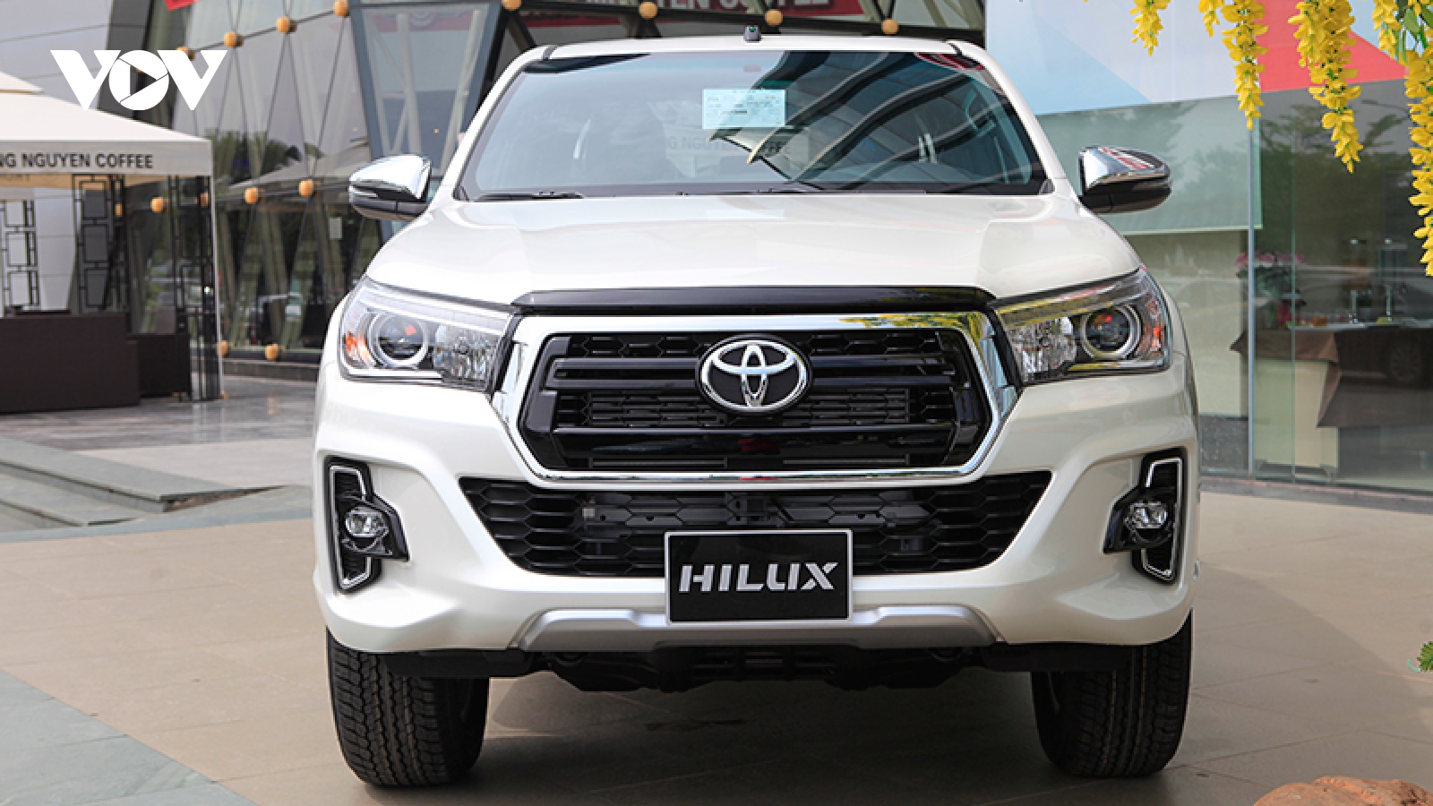 Triệu hồi Toyota Hilux vì có thể mất trợ lực phanh