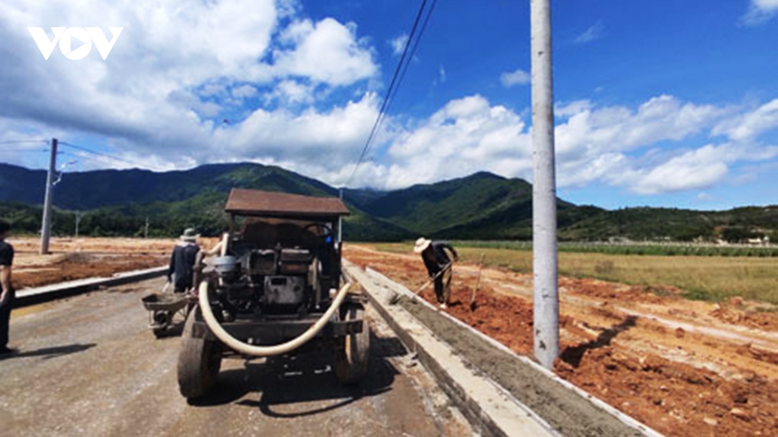 Cao tốc Bắc- Nam: Khó khăn trong di dời đường điện cao thế tại Khánh Hoà