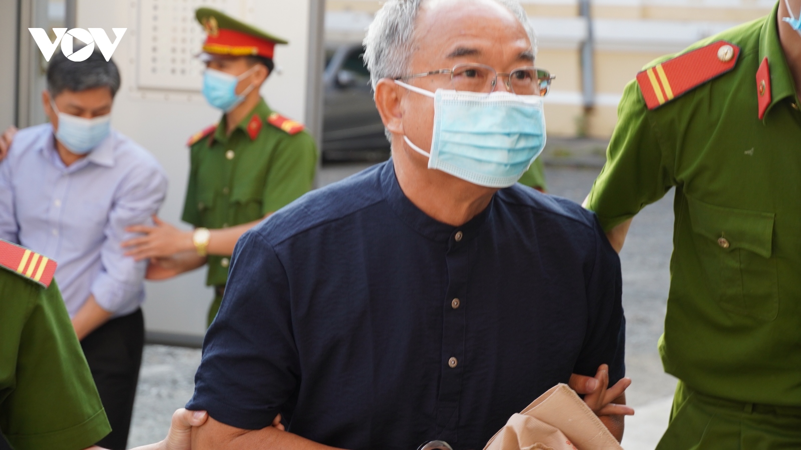 Xét xử cựu Phó Chủ tịch UBND TPHCM: Bị cáo Dương Thị Bạch Diệp kêu oan 