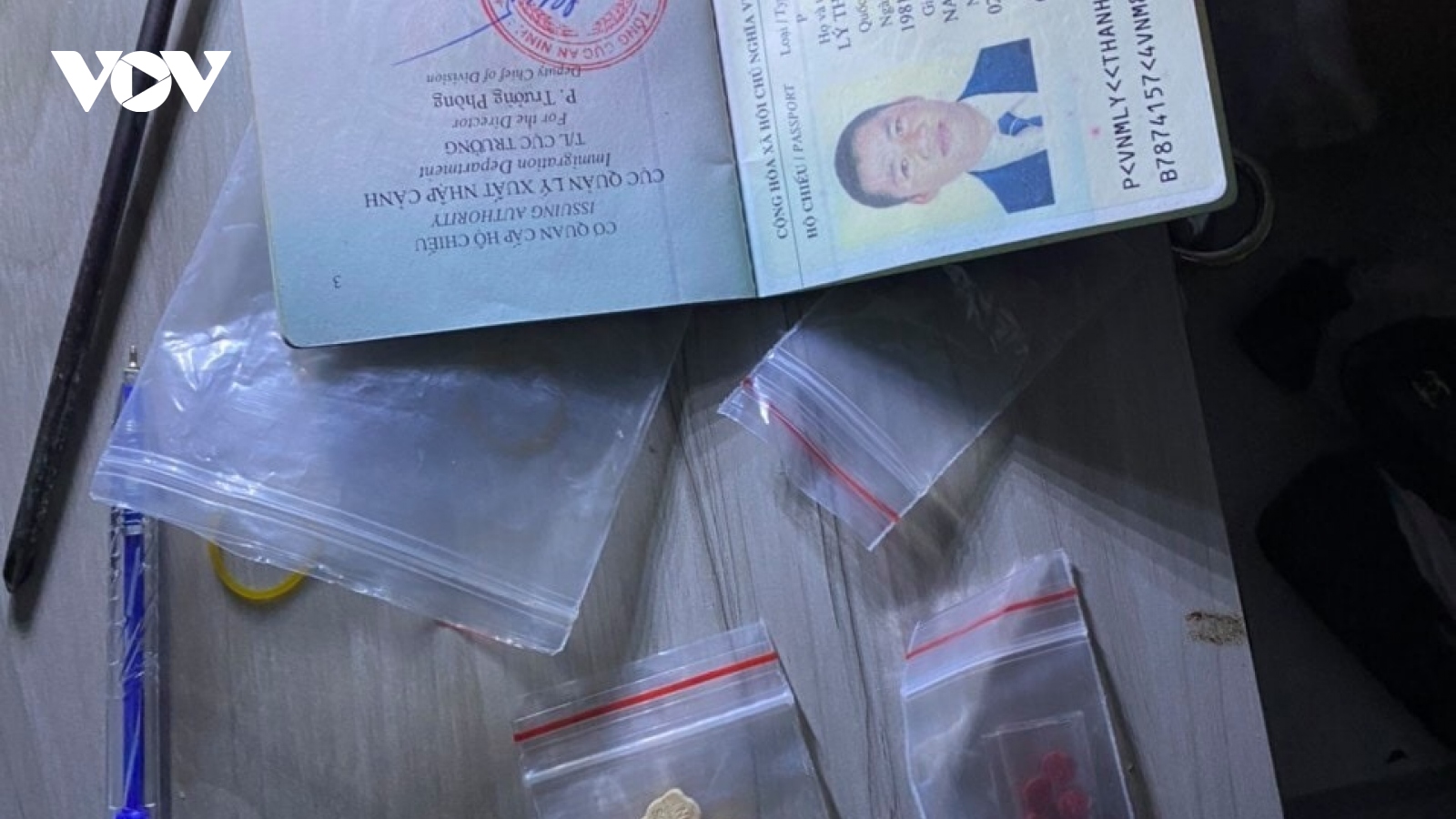  Tiền Giang bắt 2 đối tượng tàng trữ, mua bán hơn nửa ký ma túy