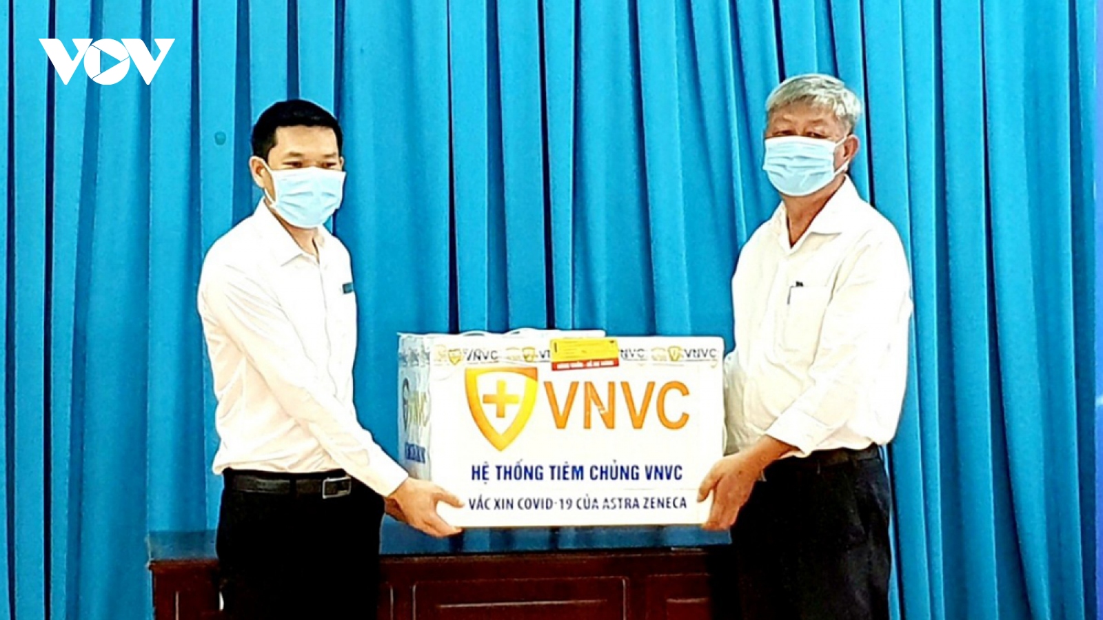 Bình Dương tiếp nhận 1.700 liều vaccine phòng COVID-19