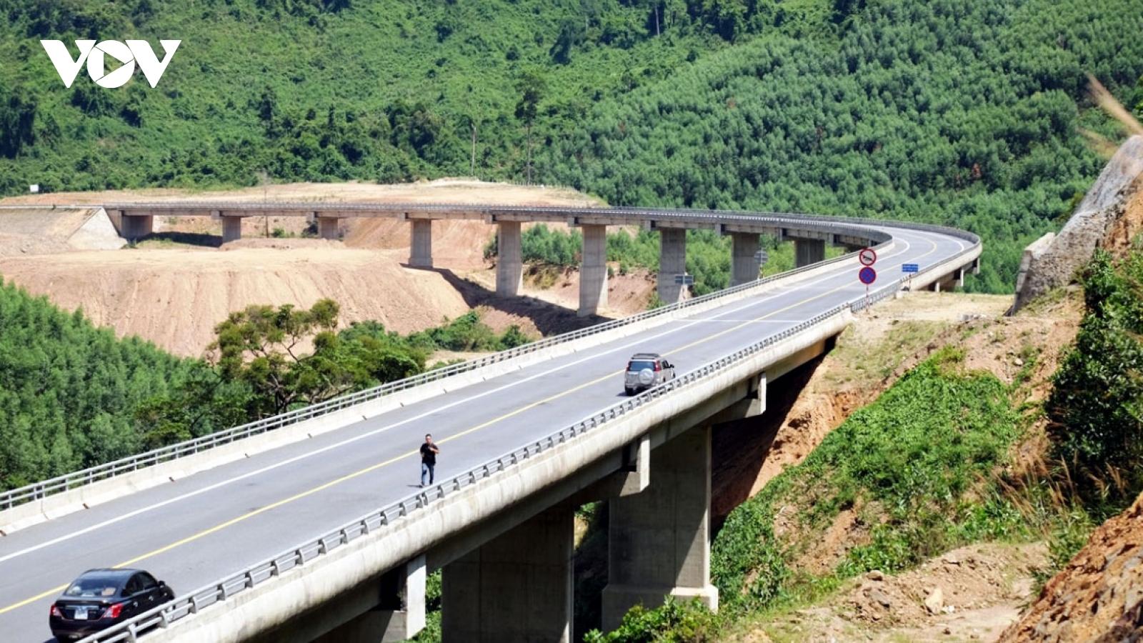 Cao tốc La Sơn - Túy Loan dự kiến khai thác vào cuối quý II