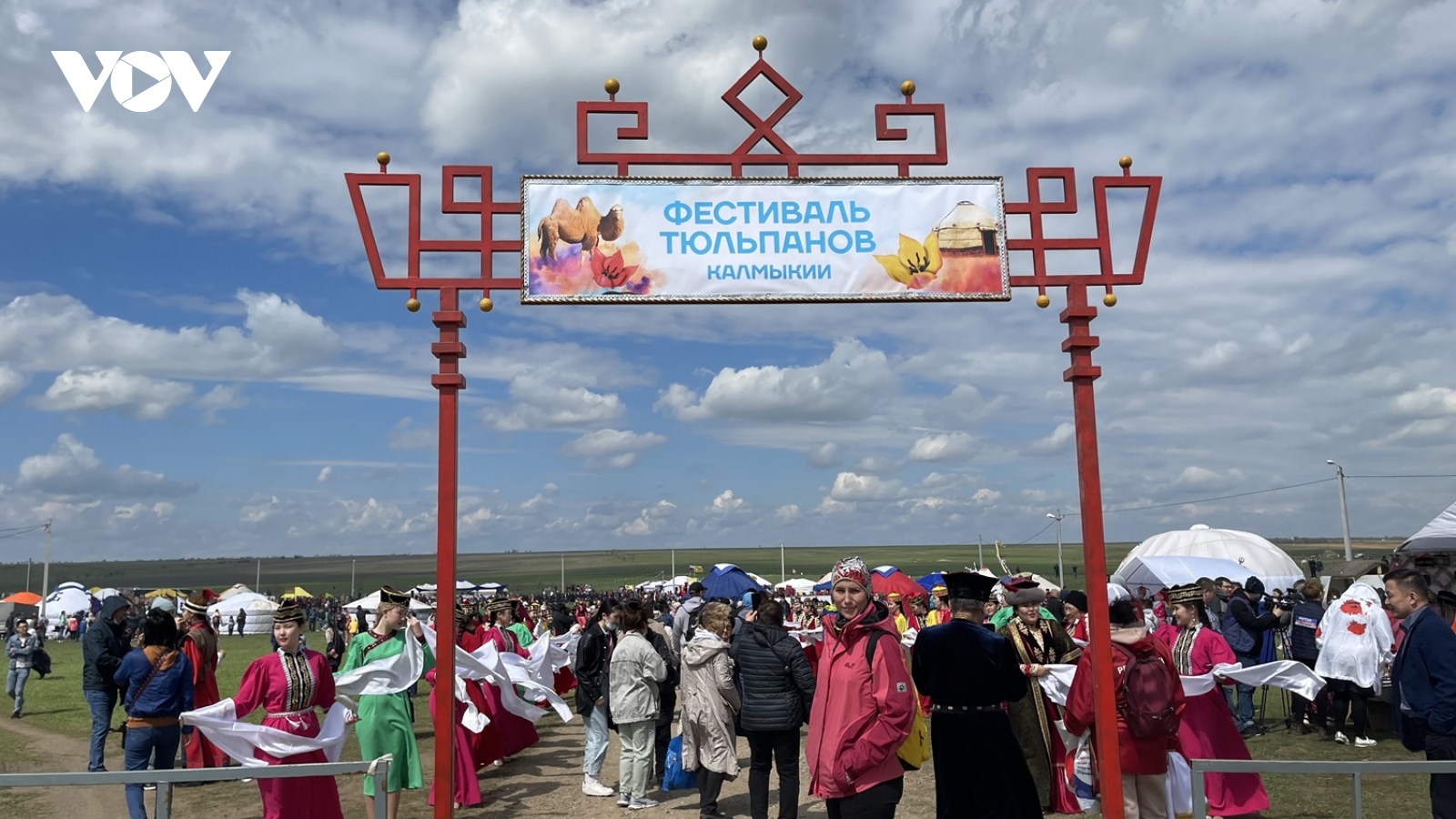 Hòa cùng sắc màu thảo nguyên Cộng hòa Kalmykia (Nga) tại lễ hội hoa Tulip