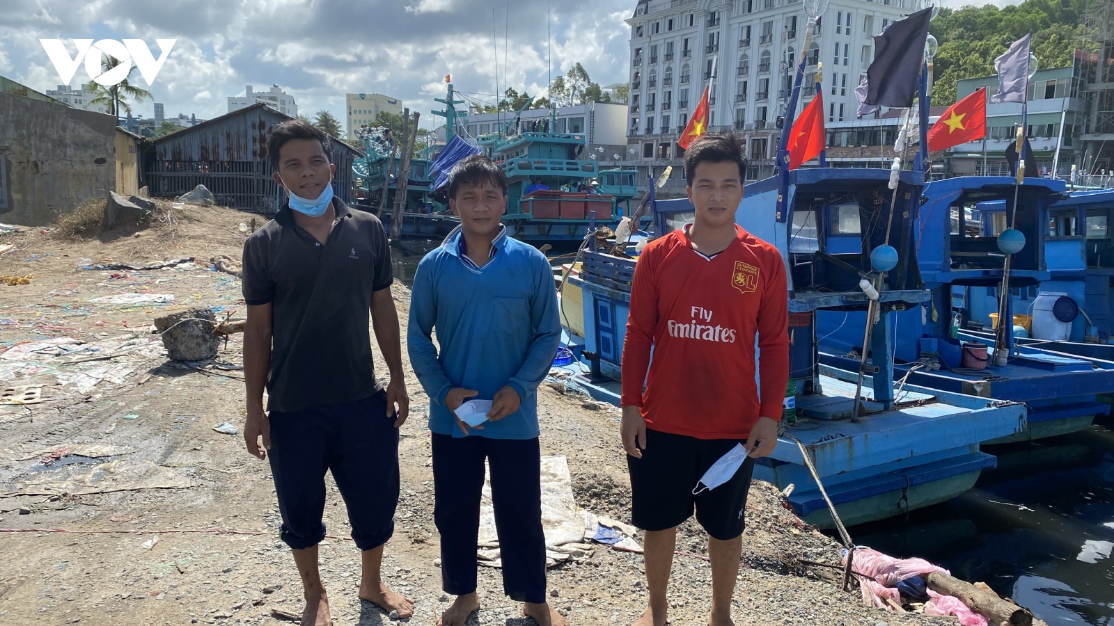 Bắt 11 người nhập cảnh trái phép từ Campuchia, về Việt Nam bằng đường biển