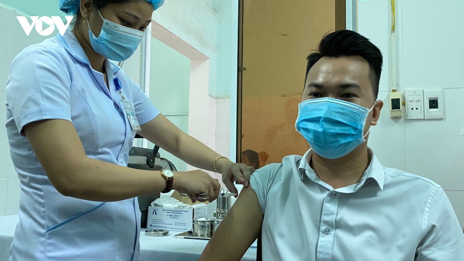 Quảng Nam, Quảng Ngãi,  Đắk Lắk và Tiền Giang triển khai tiêm vaccine ngừa Covid-19
