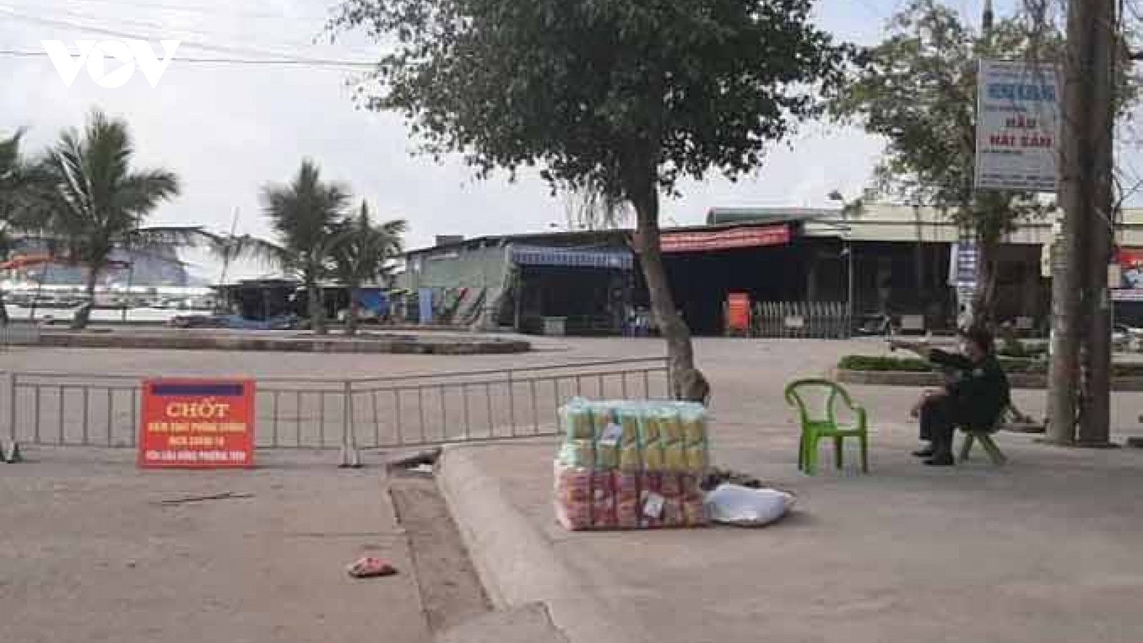 Đóng cửa chợ cá Bến Do, TP Cẩm Phả do có trường hợp tiếp xúc với BN Covid-19
