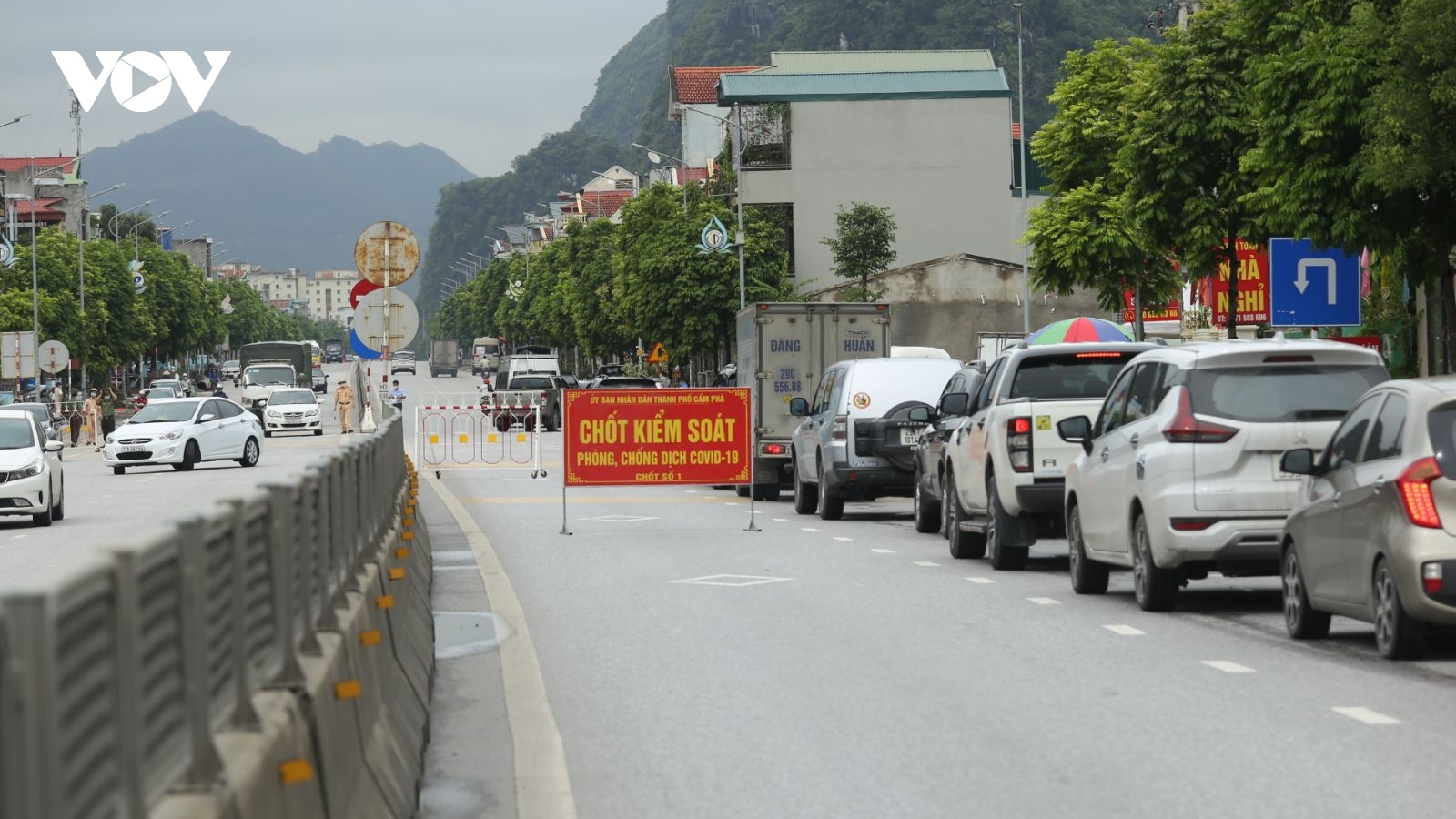 Quảng Ninh dỡ bỏ chốt kiểm soát phòng dịch trên các tuyến đường bộ tại Cẩm Phả