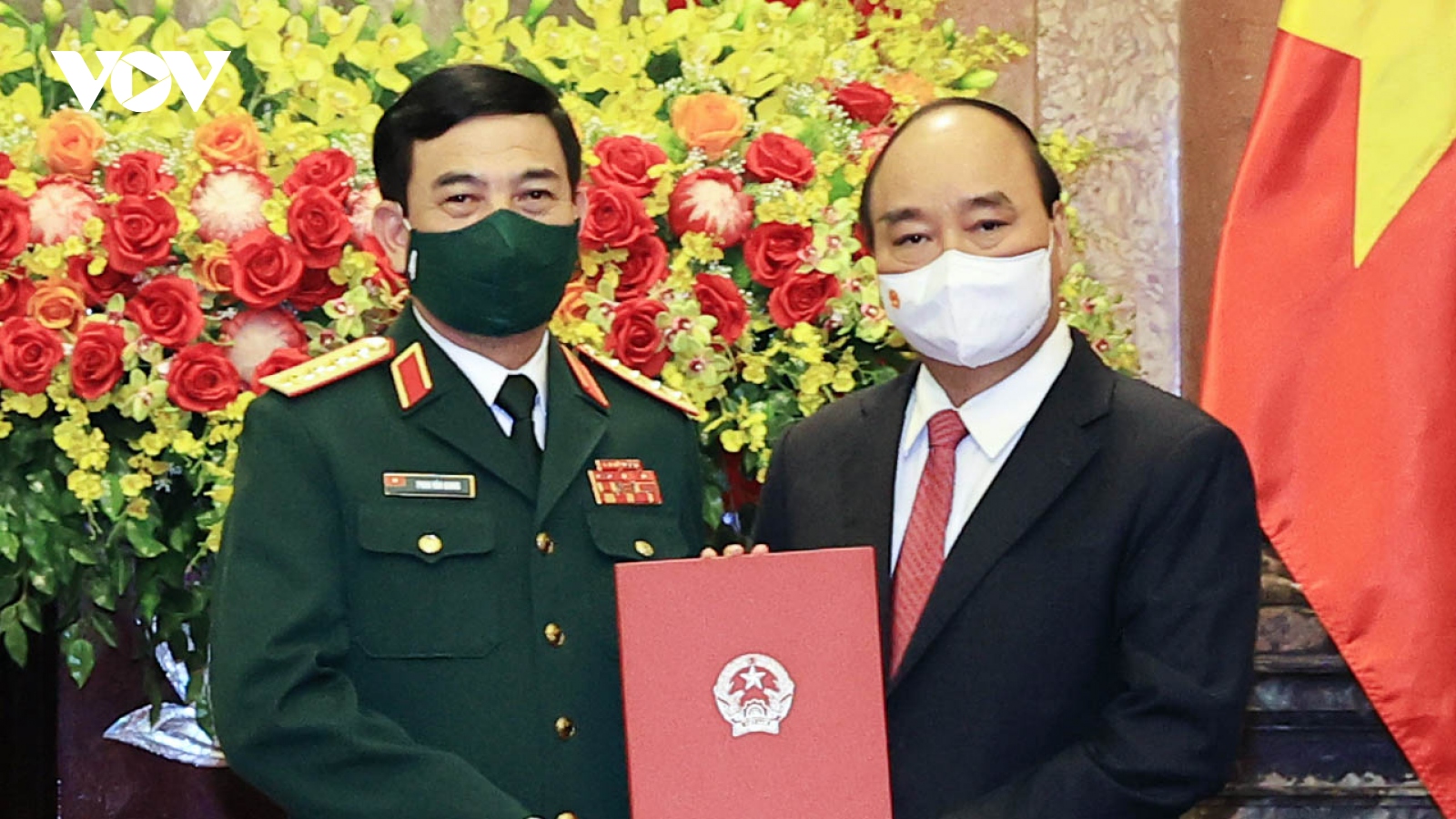 Thăng quân hàm Đại tướng cho Bộ trưởng Bộ Quốc phòng Phan Văn Giang